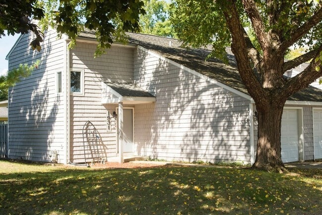 property at 1931 Blackthorn Dr