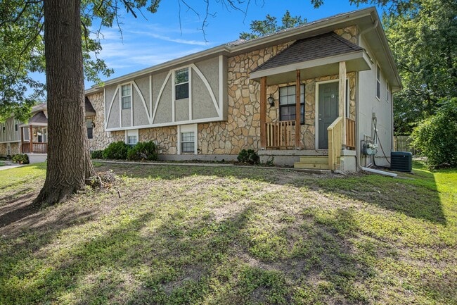 property at 2829 Tepee Ave