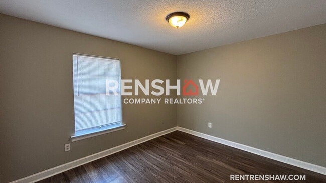 3219 13 Colony Mall in Memphis, TN - Building Photo - Building Photo