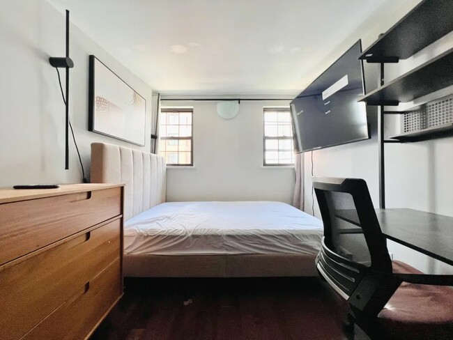 property at 1136 Willoughby Ave
