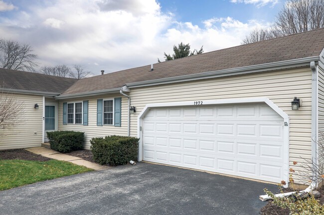 1972 Rollins Ct in Naperville, IL - Building Photo - Building Photo