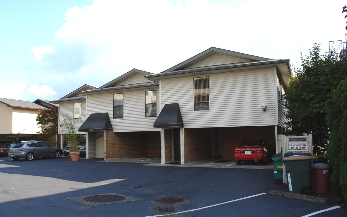 25th West Condominiums in Seattle, WA - Building Photo