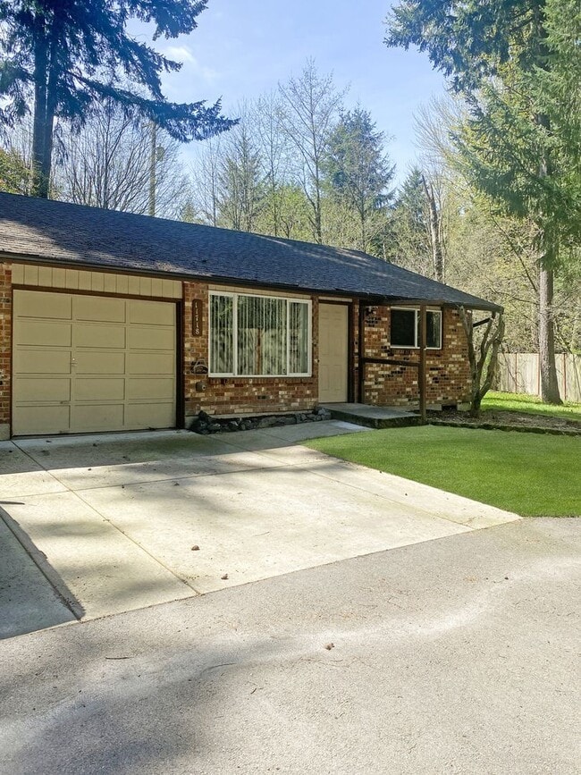 property at 11718-11718 90th Ave E