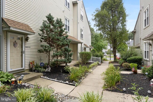 5003A Albridge Way in Mount Laurel, NJ - Building Photo - Building Photo