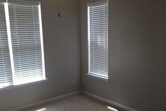 1620 Walnut View Dr in Charlotte, NC - Building Photo - Building Photo