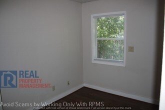 5021 NE 17th Ave in Portland, OR - Building Photo - Building Photo