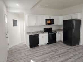 401 11th Ave in Greeley, CO - Building Photo - Building Photo