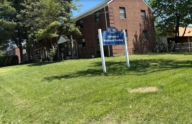 Maybrook Garden Apartments
