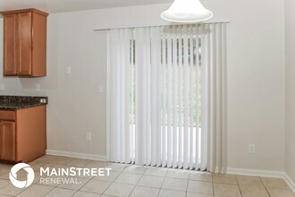 174 Ranier St in Meridianville, AL - Foto de edificio - Building Photo