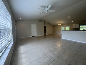 6221 Marcum St in Englewood, FL - Foto de edificio - Building Photo