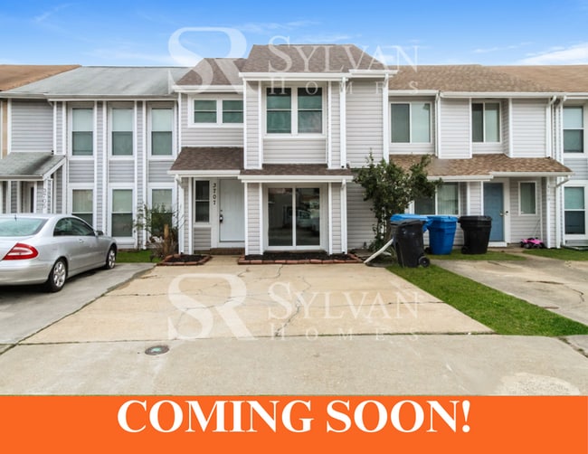 property at 3707 Chimney Creek Dr