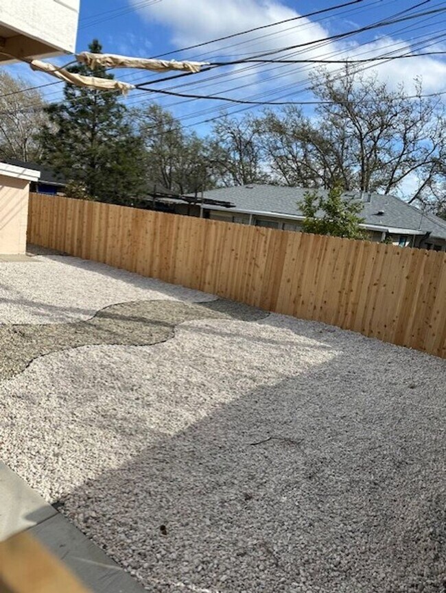 723 Oregon St in Fairfield, CA - Building Photo - Building Photo