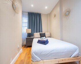 5 W 101st St in New York, NY - Building Photo - Building Photo