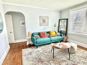 4928 Lindenwood Ave in St. Louis, MO - Building Photo - Building Photo