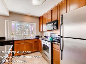 615 Fredricks Ave-Unit -#90 in Oceanside, CA - Foto de edificio - Building Photo