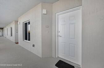 1825 Riverside Dr in Titusville, FL - Building Photo - Building Photo