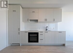 1 Kyle Lowry Rd in Toronto, ON - Building Photo - Building Photo