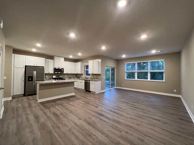 13853 Kaylemore Trl in Rosemount, MN - Foto de edificio - Building Photo