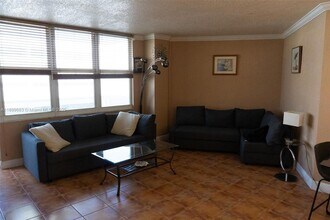 3725 S Ocean Dr, Unit 1021 in Hollywood, FL - Building Photo - Building Photo