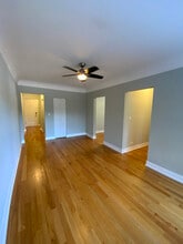 545 Chestnut St, Unit E817-205 in Winnetka, IL - Foto de edificio - Building Photo