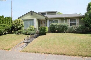 7212 N Hodge Ave in Portland, OR - Building Photo