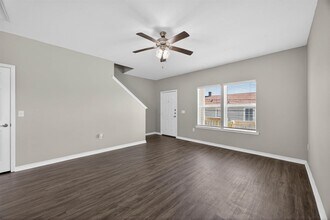 4507 P in Galveston, TX - Building Photo - Building Photo