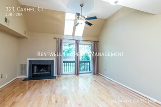 321 Cashel Ct in Aston, PA - Building Photo - Building Photo