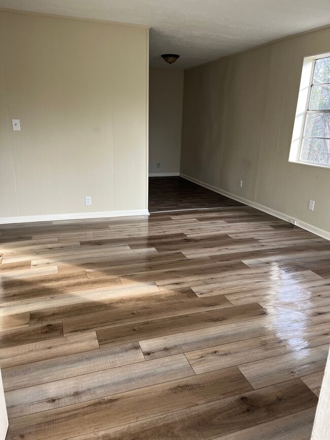 33 Crestview St in Childersburg, AL - Building Photo - Building Photo