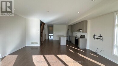 1 Beer Ln in Markham, ON - Building Photo - Building Photo