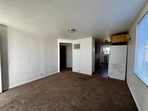 1604 S 5th Ave in Yakima, WA - Building Photo - Building Photo