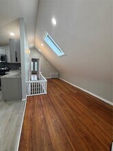 7 S Atlantic St in Bay Shore, NY - Building Photo - Building Photo