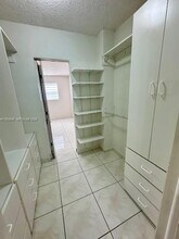 3640 NW 9th St in Miami, FL - Building Photo - Building Photo