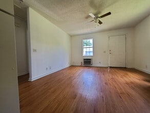 63 Harry Ave in Sumter, SC - Building Photo - Building Photo