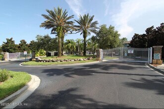 13851 Herons Landing Way in Jacksonville, FL - Building Photo - Building Photo