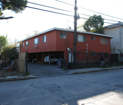 5149 Cartwright Ave in North Hollywood, CA - Foto de edificio - Building Photo