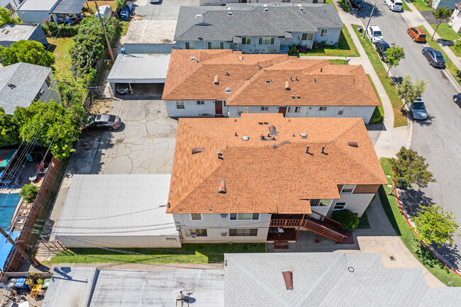 128 S Bushnell Ave in Alhambra, CA - Building Photo - Building Photo