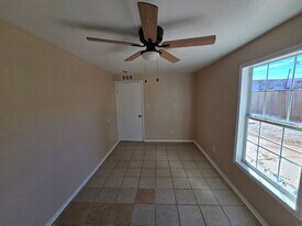 1507 Polk St, Unit 1507 Polk St Apt A in Wichita Falls, TX - Building Photo