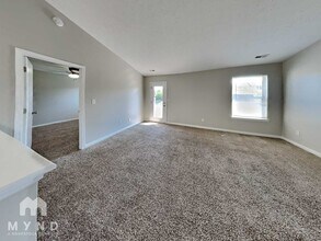 447 Ashby Dr in Greenfield, IN - Building Photo - Building Photo