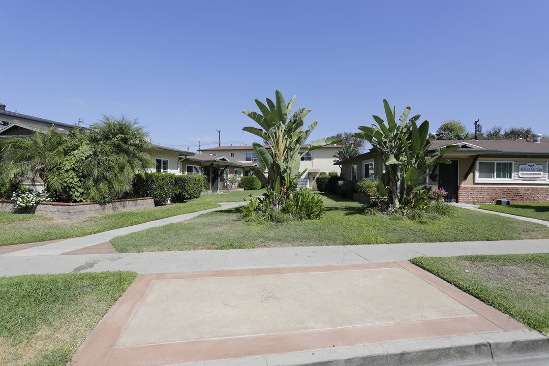 Alpine Garden in Garden Grove, CA - Building Photo