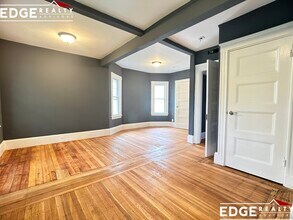 16 Leicester St, Unit 2 in Boston, MA - Building Photo - Building Photo