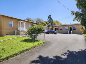 1165-1167 Benicia Rd in Vallejo, CA - Building Photo - Primary Photo