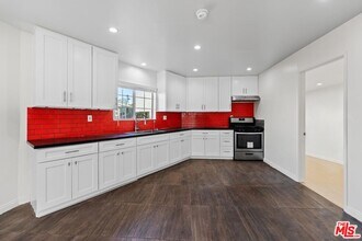 1128 Irolo St in Los Angeles, CA - Building Photo - Building Photo