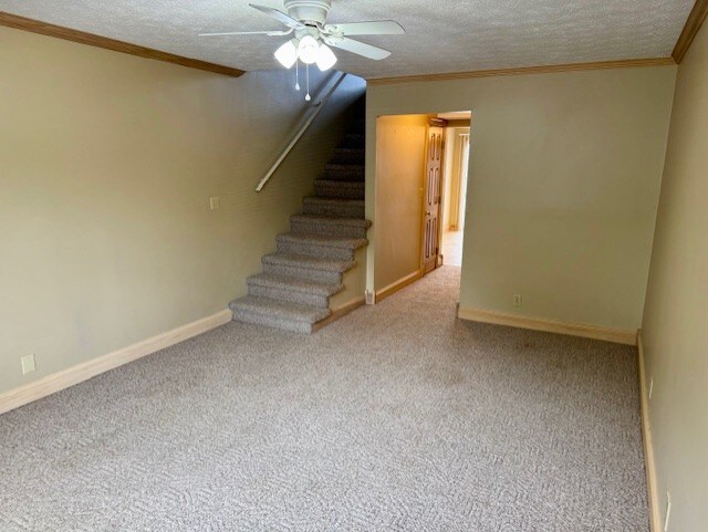 1616 Spring Valley Dr in Huntington, WV - Building Photo - Building Photo