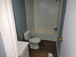 507 Stockdale Ave in Cuero, TX - Building Photo - Building Photo