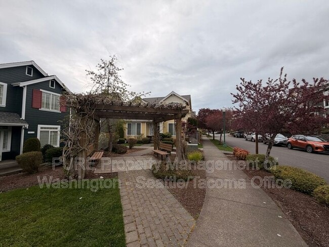 1510 Cottonwood Ave in Fircrest, WA - Building Photo - Building Photo