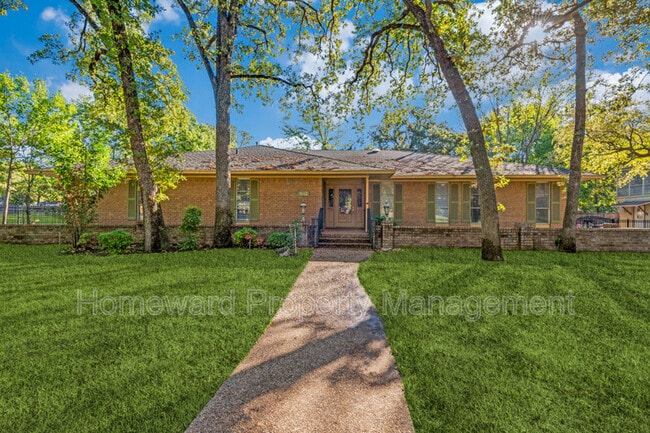 property at 204 Gerrish St