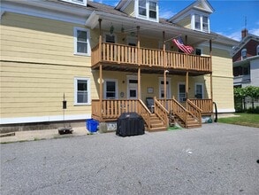 511-511 Pond St in Woonsocket, RI - Building Photo - Building Photo