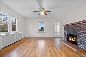 247 Roberts Ave in Yonkers, NY - Building Photo - Building Photo