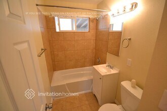 10821 Rosecrans Ave in Norwalk, CA - Building Photo - Building Photo