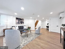 3424 Brown St NW, Unit Basement in Washington, DC - Building Photo